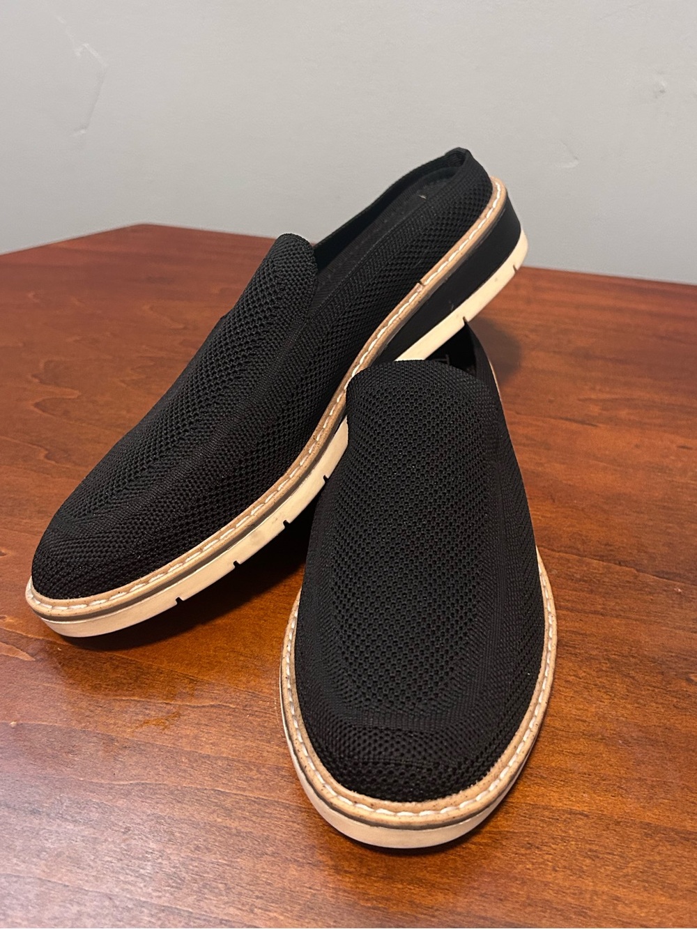 Women Taryn by Taryn Rose Black Slip-On comfort Knit Casual Shoes size 8
